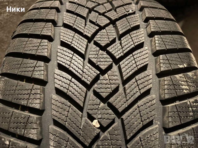 2бр. 245/40/18 Goodyear DOT3222 , снимка 10 - Гуми и джанти - 52773073