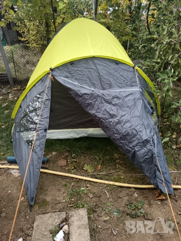Голяма двупластова палатка , снимка 2 - Палатки - 52109691