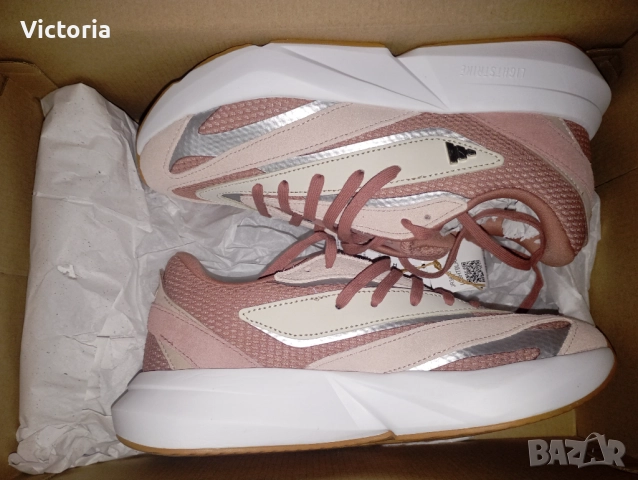 Нови сникърси Adidas , снимка 5 - Маратонки - 51923020