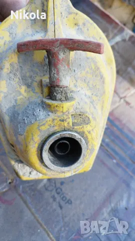 Вибратор за бетон WACKER NEUSON - Задвижка за бетон M2500 за ремонт или части, снимка 6 - Други машини и части - 49079999