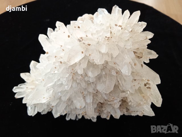 №11, Кварц, Кварцова друза, Кристали, Минерали, Колекци,