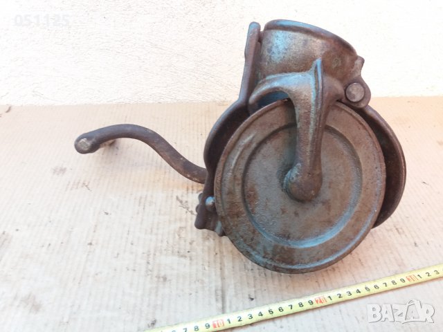 масивна метална мелница за кукуруз, царевица , снимка 14 - Други инструменти - 37491670