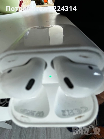 Apple AirPods - слушалки, снимка 4 - Безжични слушалки - 51823719