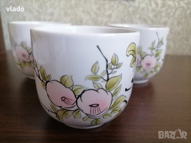 Порцеланови чаши за мляко и чай