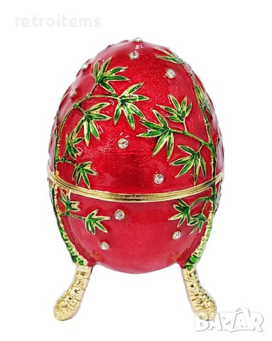 Фаберже стил, кутийки-яйца за бижута в луксозна подаръчна кутия.