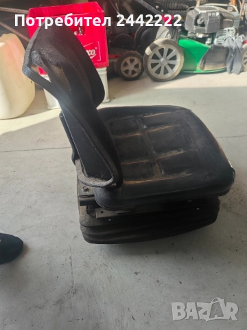 седалка за трактор , снимка 2 - Селскостопанска техника - 52244170