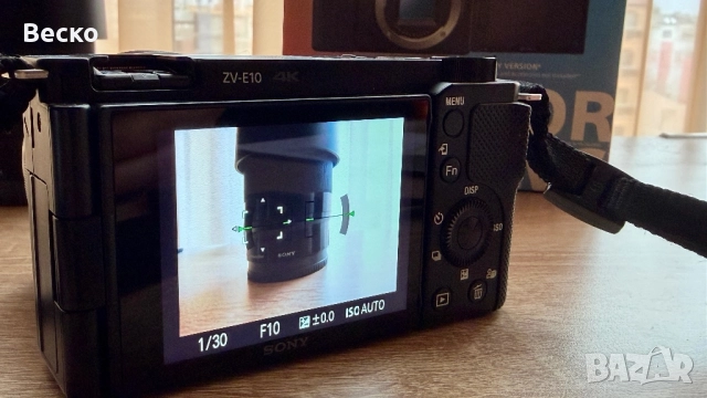  Фотоапарат Sony ZV-E10 + обективи 16-50mm и 55-210mm, снимка 5 - Фотоапарати - 52660808