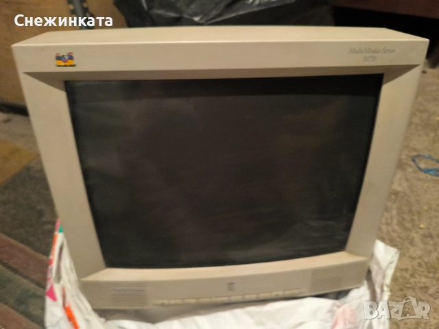 Голям монитор View Donic M70 Multi Media Series M70, снимка 5 - Монитори - 51518005