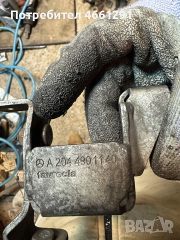 Планка за двигател на Мерцедес Mercedes 2.2Cdi само за 10лв. A2044901140, снимка 3 - Части - 52545445