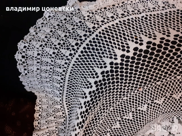 Покривка за кръгла маса,ръчно плетена 120/120 см,мильо,плетиво,бродерия, снимка 8 - Покривки за маси - 53606628