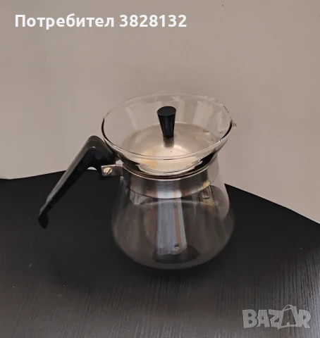 стъклена кафеварка или чайник