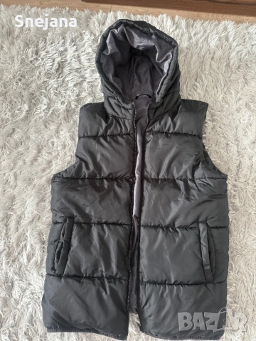 Туристически якета по 12 € от 49 €, снимка 6 - Жилетки - 49230938