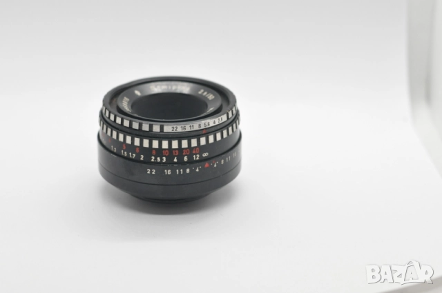 Обектив Mayer-Optik Gorlitz Domiplan 50mm f/2.8 - M42, снимка 3 - Обективи и филтри - 52462826