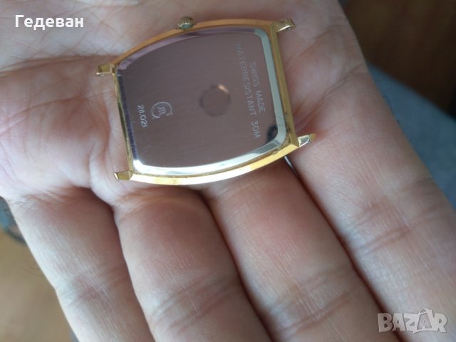 Cerruti Paris ETA 280.002, без кутия , снимка 3 - Дамски - 26906634