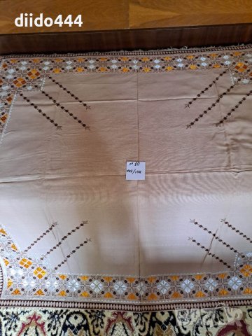 Бродирана покривка за маса № 10