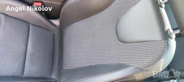 Шофьорска седалка за Opel Insignia B 2017-2024, снимка 2 - Части - 52441860