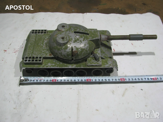 танк-играчка СССР