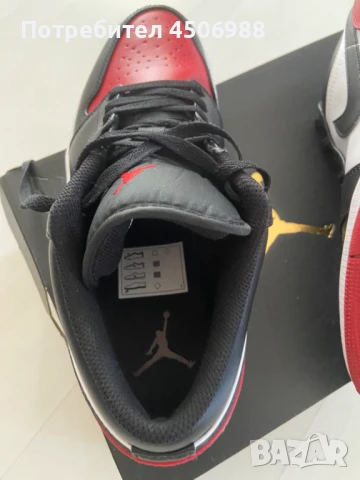 Маратонки NIKE AIR JORDAN 1 LOW, снимка 8 - Маратонки - 50710088