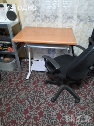 40€ БЮРО И СТОЛ