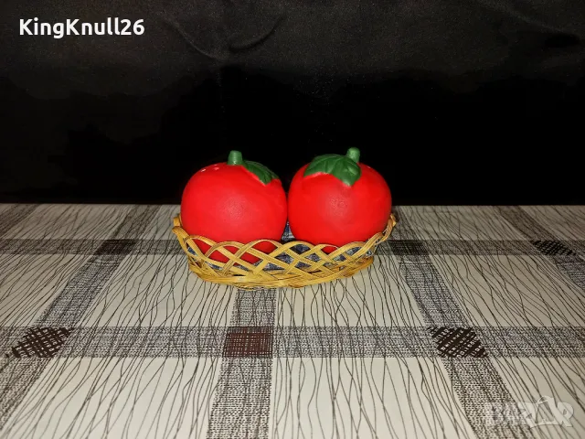 Kомплект солница и пиперница Домати 