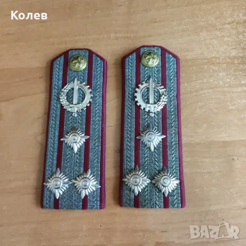 Пагони на полковник -тиловак