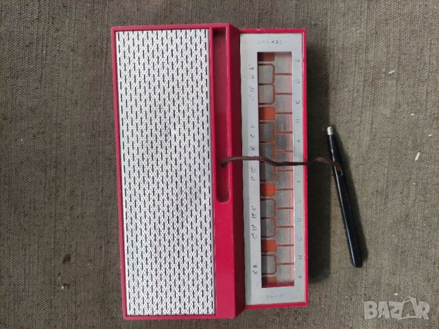 Продавам съветска музикална играчка Органола, снимка 3 - Други ценни предмети - 36692640