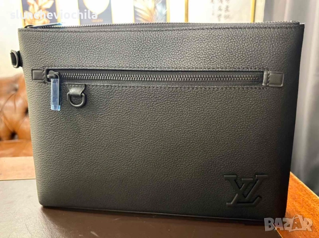 Чанта Louis Vuitton Takeoff Pouch, снимка 2 - Чанти - 53561931