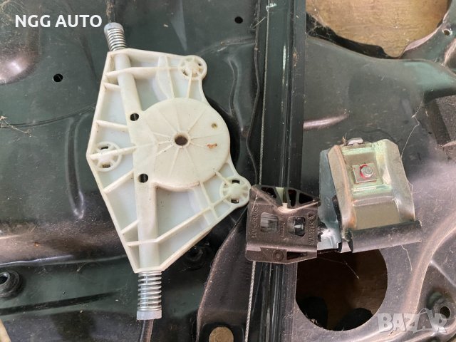 Стъклоповдигач за VW Golf & Bora Mk4, 1J4 837 755 A, снимка 5 - Части - 40868728