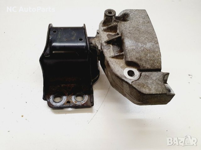 Тампон за двигател за Renault Рено Меган 1.4 бензин 98 коня K4J740 8200209833 2006, снимка 7 - Части - 43569394
