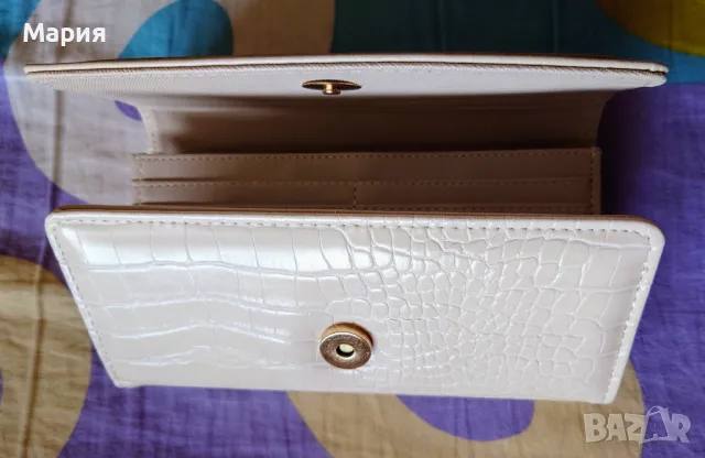 Голям дамски портфейл, снимка 4 - Портфейли, портмонета - 49880404