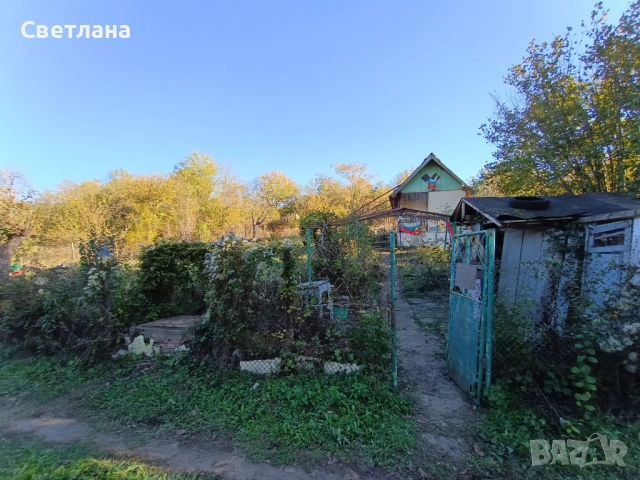 Продава се правоъгълен имот във в.з. Астарджийка, гр. Русе