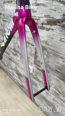 НОВА карбонова шосейна рамка Cinelli Pressure II Team Colpack Disc | L, снимка 10 - Части за велосипеди - 53369093