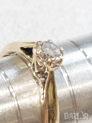 Златен дамски пръстен с брилянт 0.25 карата,злато проба 375
