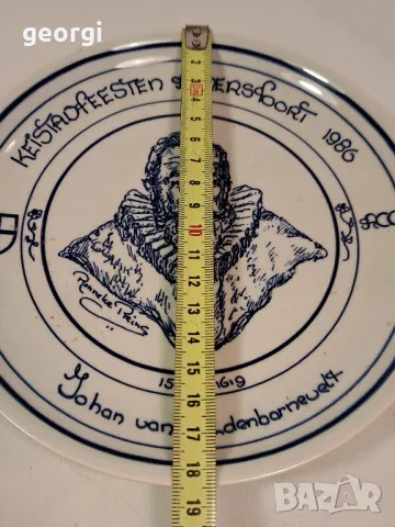 Декоративна порцеланова чиния Delft , снимка 3 - Антикварни и старинни предмети - 50263566