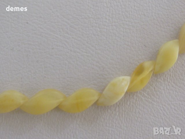 Елегантно дамско колие от първокласен Балтиийски кехлибар., снимка 2 - Колиета, медальони, синджири - 43441966