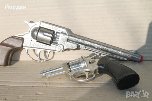 Детска метална играчка с капси