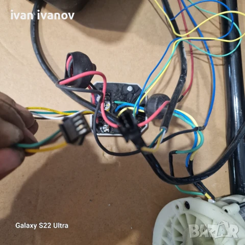 Мощен Безчетков Мотор 40 вл, снимка 15 - Други инструменти - 51309119