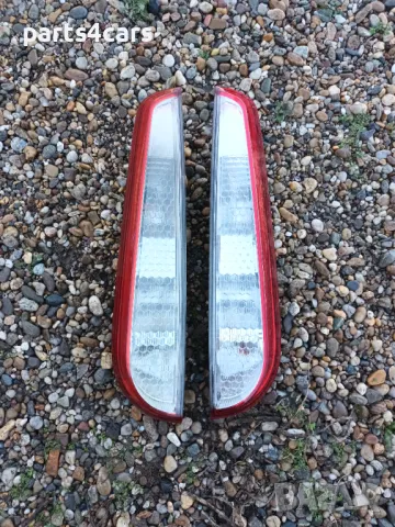 ляв и десен стоп за форд фокус комби 2008 - 2010 FORD FOCUS