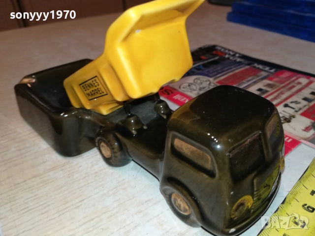 пепелник от франция 1212251717, снимка 2 - Антикварни и старинни предмети - 52753320