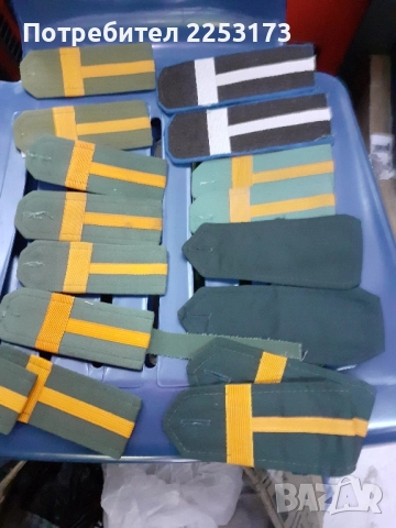 Пагони соц.старши сержанти и офицери, снимка 4 - Други ценни предмети - 39616482