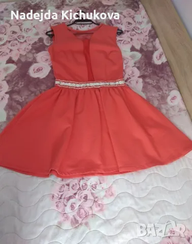 Дамска рокля. Отговаря на S размер. Цена-8 лв., снимка 4 - Рокли - 48845851