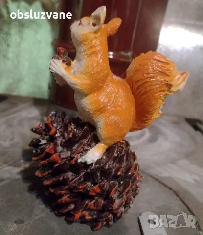 Катеричка с шишарка, снимка 2 - Други - 49965193