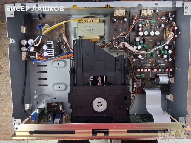 DENON DCD-1550R, снимка 4 - Ресийвъри, усилватели, смесителни пултове - 53597457