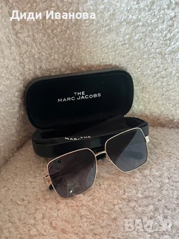 Дамски слънчеви очила MARC JACOBS закупени от оторизиран магазин