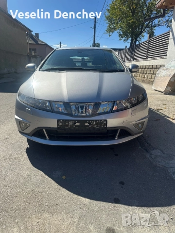 Honda Civic 1.8 v-tec на части.!