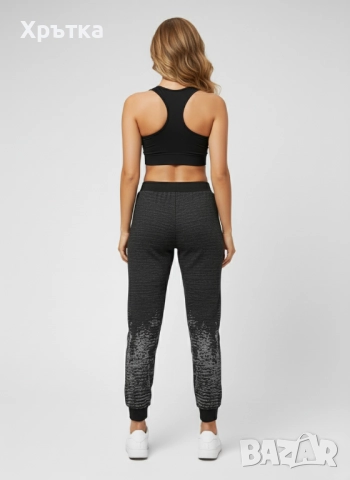 Adidas ZNE Pulse Knit - Оригинално дамско долнище размер S-M, снимка 3 - Спортни екипи - 51949036