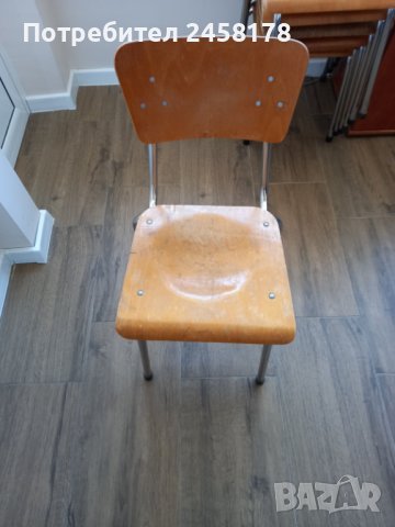 Ученически стол , снимка 2 - Столове - 43657513