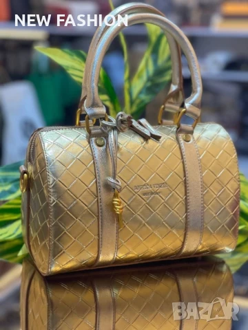 Дамски Чанти ✨ VENETA BOTTEGA , снимка 9 - Чанти - 50819982