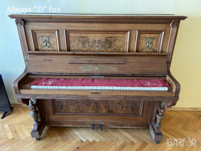 Пиано R. Weissbrod  с колекционерска стойност