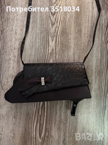 Дамска чанта с ток, снимка 2 - Чанти - 52651116